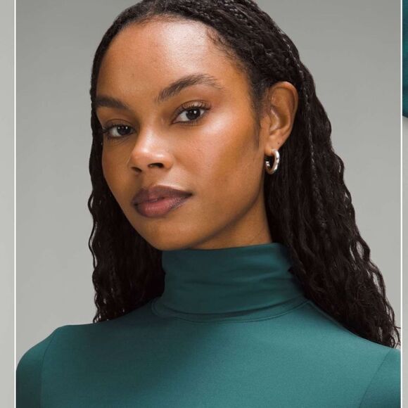 Lululemon Wundermost Ultra-Soft Nulu Turtleneck Bodysuit
Storm Teal - Picture 3 of 15
